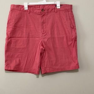 Vineyard Vines shorts